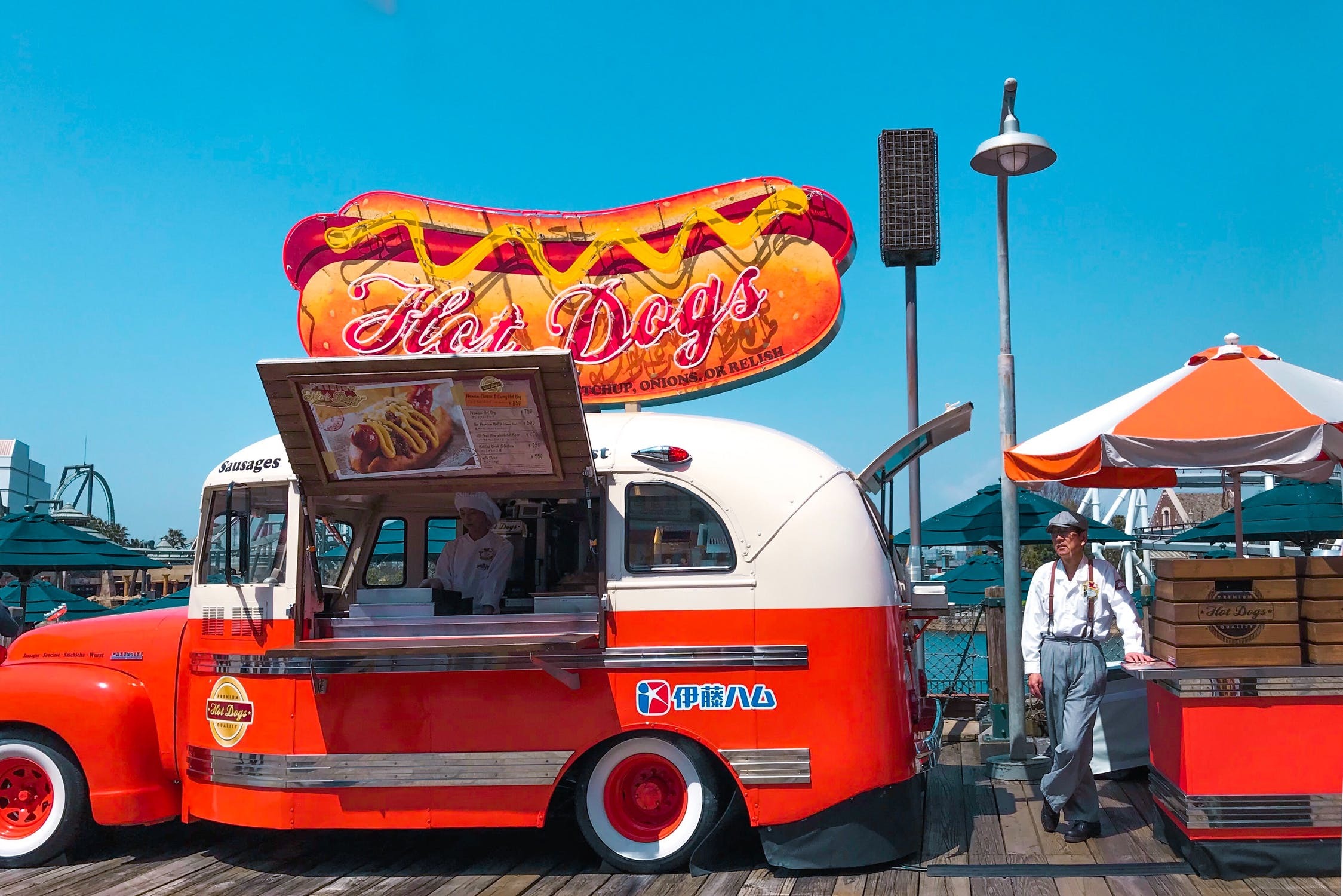 Food truck with hot dogs